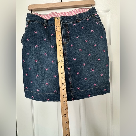 Lilly Pulitzer Denim Skirt Pink Whales Women’s Size 12 Beach Swim Resort - Picture 4 of 9